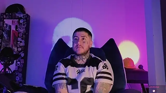 Ash gusbig online show from 01-11-26, 02:51