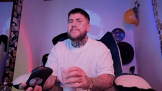 Ash gusbig online show from 09-12-25, 04:45