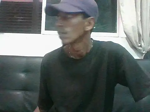 Snapshot of AlbertBigCock chatting on 06-10-26, 04:03 AlbertBigCock online show from 06-10-26, 04:03