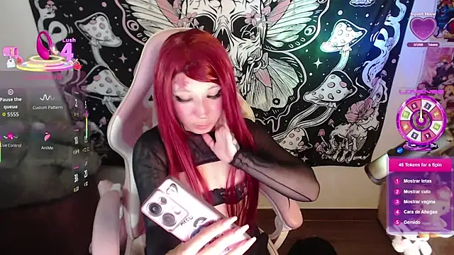 GamerCarrie online show from 10-28-25, 09:19