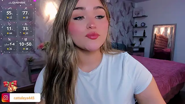 cattaleya    online show from 11-22-25, 02:43