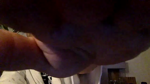 Snapshot of Bobby5169 chatting on 04-17-26, 10:34 Bobby5169 online show from 04-17-26, 10:34