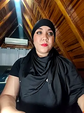 AmbarBurhan online show from 12-15-25, 06:14