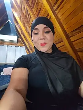 AmbarBurhan online show from 06-18-26, 04:23