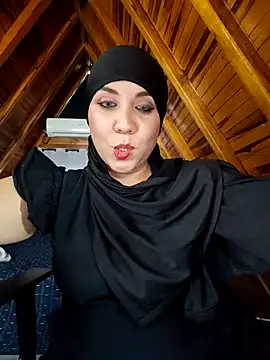 AmbarBurhan online show from 04-15-26, 06:12