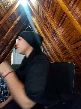 AmbarBurhan online show from 01-08-26, 05:52