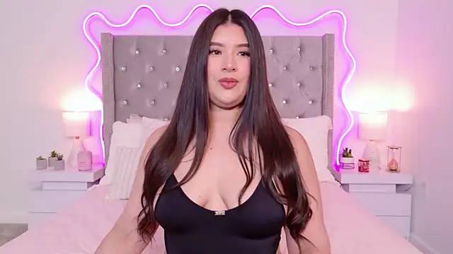 JuliaSUMMERS2022 online show from 04-07-26, 09:38