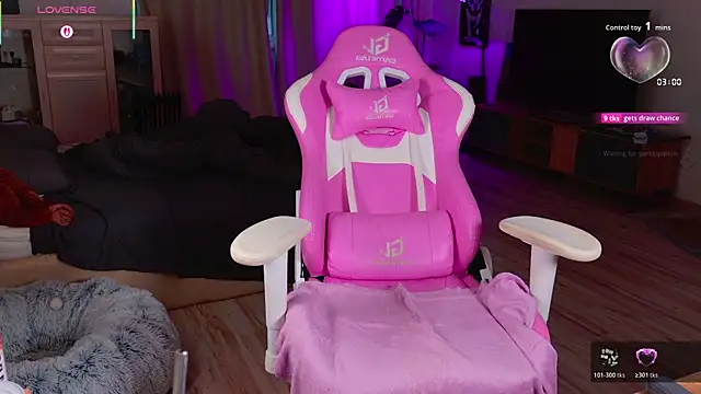  enternity  online show from 11-18-25, 10:18