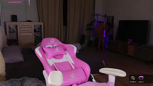  enternity  online show from 11-28-25, 11:54