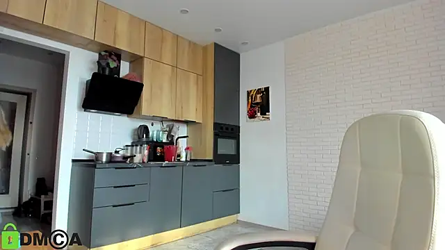  Alice Kitty online show from 10-24-25, 08:35