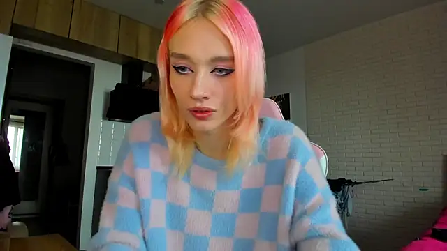  Alice Kitty online show from 06-18-26, 09:25
