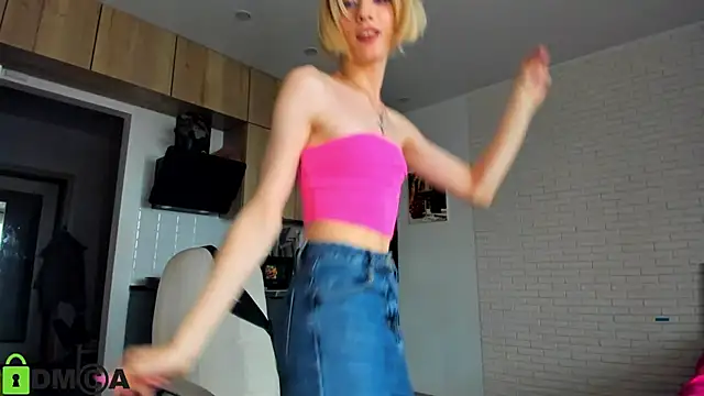  Alice Kitty online show from 11-03-25, 09:35