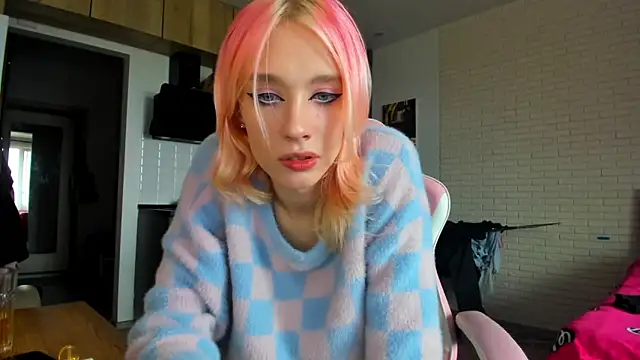  Alice Kitty online show from 06-18-26, 08:57