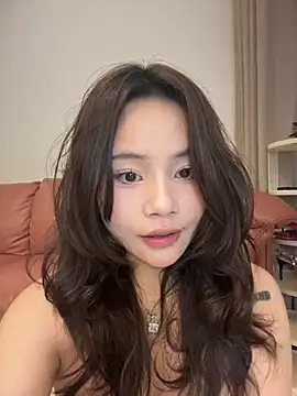 Snapshot of Hot_Mm chatting on 02-26-25, 09:22 Hot Mm online show from 02-26-25, 09:22