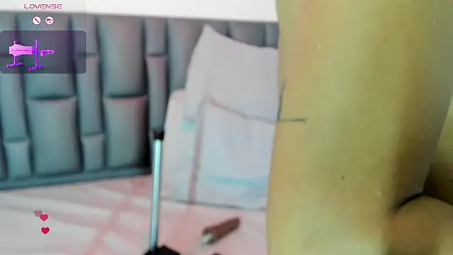 Abbyadams online show from 11-17-25, 03:10