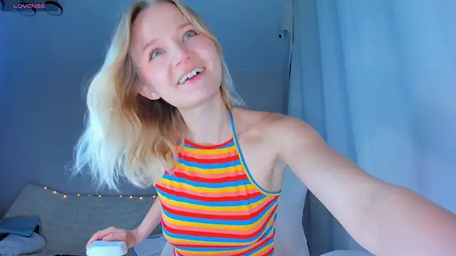 JennyWoody online show from 11-23-25, 02:32