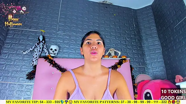 AriannaLewiis online show from 10-19-25, 07:27