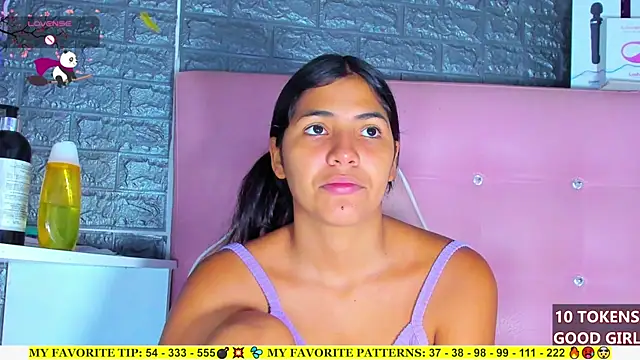 AriannaLewiis online show from 10-11-25, 07:59