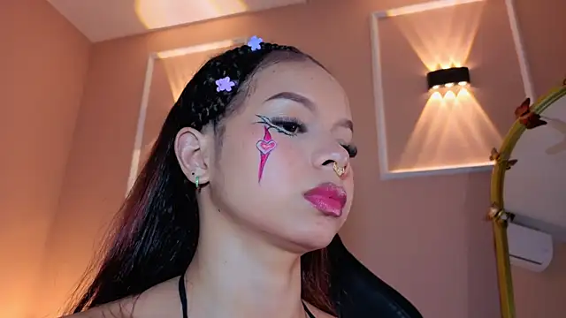 SheilaSmiith online show from 10-28-25, 12:22