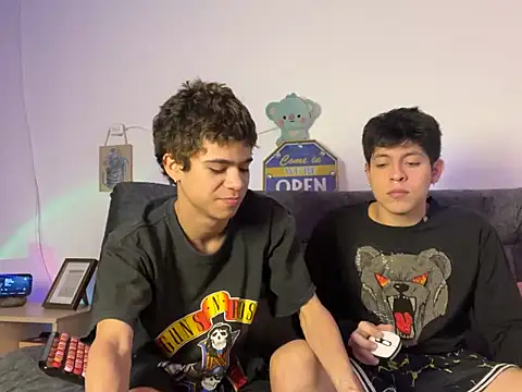 MyLatinHotBoys online show from 01-18-25, 12:35