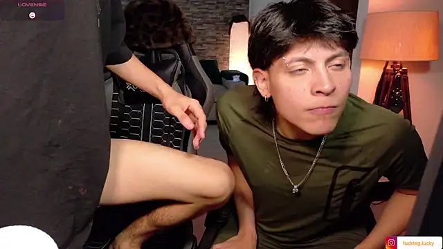 MyLatinHotBoys online show from 04-24-26, 11:07