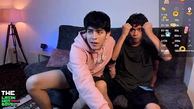 MyLatinHotBoys online show from 02-12-25, 11:41