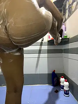 Snapshot of samayra124 chatting on 09-25-25, 02:34 samayra124 online show from 09-25-25, 02:34