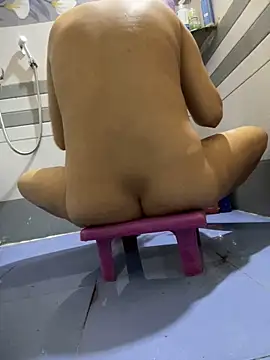 Snapshot of samayra124 chatting on 11-01-25, 08:30 samayra124 online show from 11-01-25, 08:30