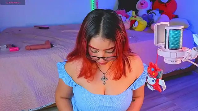 Snapshot of AnngelaSkye chatting on 01-16-26, 05:33 AnngelaSkye online show from 01-16-26, 05:33