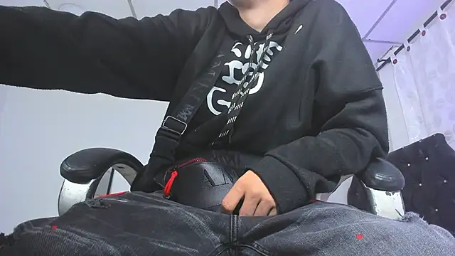 FrannBoy online show from 01-15-26, 03:43