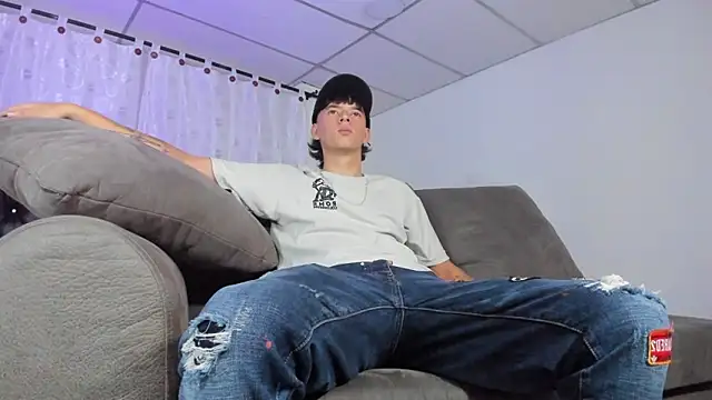 FrannBoy online show from 02-10-26, 03:16