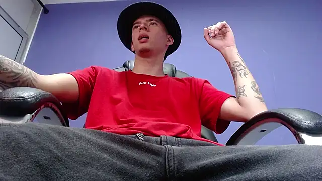 FrannBoy online show from 03-05-25, 03:29