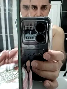 Snapshot of milf_hunter_35 chatting on 04-13-26, 04:49 milf hunter 35 online show from 04-13-26, 04:49