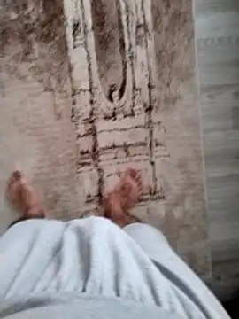 Snapshot of milf_hunter_35 chatting on 04-14-26, 04:28 milf hunter 35 online show from 04-14-26, 04:28