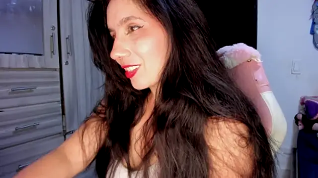 Snapshot of littlelight1 chatting on 06-15-26, 02:50 littlelight1 online show from 06-15-26, 02:50
