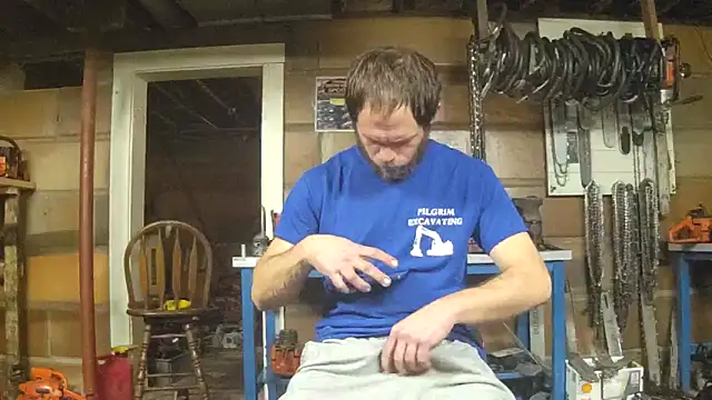 Bigoleslong98765 online show from 12-18-25, 05:23