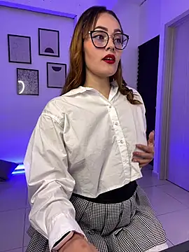 Snapshot of Miss-Abbii chatting on 03-07-25, 07:27 Miss-Abbii online show from 03-07-25, 07:27