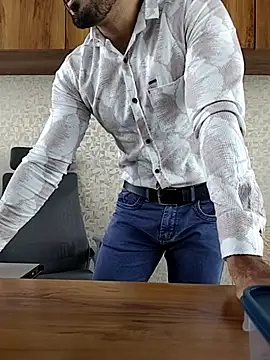 indianguy89 online show from 04-23-26, 06:20