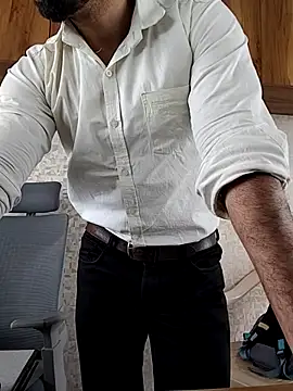 indianguy89 online show from 02-11-26, 10:48