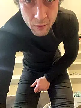 Snapshot of Inmortal_legone chatting on 12-05-24, 04:15 Inmortal legone online show from 12-05-24, 04:15