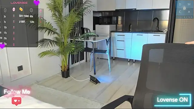 AmiiWong online show from 03-05-25, 03:08