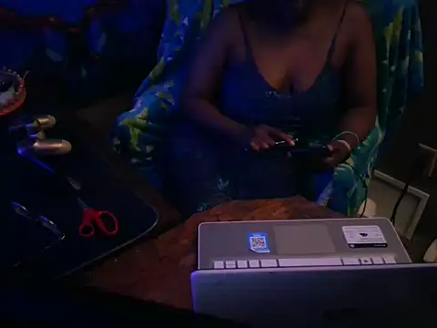 EbonyFetishQueen online show from 01-08-26, 12:44