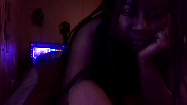 EbonyFetishQueen online show from 12-19-25, 05:32