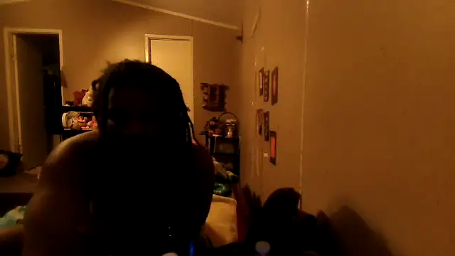 EbonyFetishQueen online show from 03-11-26, 04:17