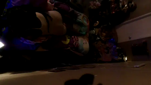 EbonyFetishQueen online show from 03-25-26, 11:47