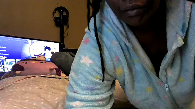 EbonyFetishQueen online show from 11-10-25, 01:54