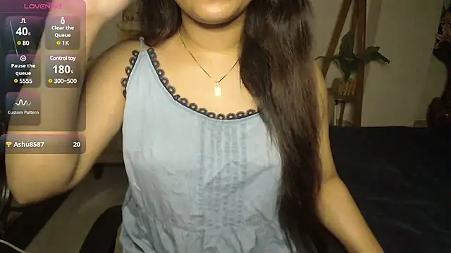 Snapshot of Most-Beautiful-Queen chatting on 02-11-25, 02:57 Most-Beautiful-Queen online show from 02-11-25, 02:57