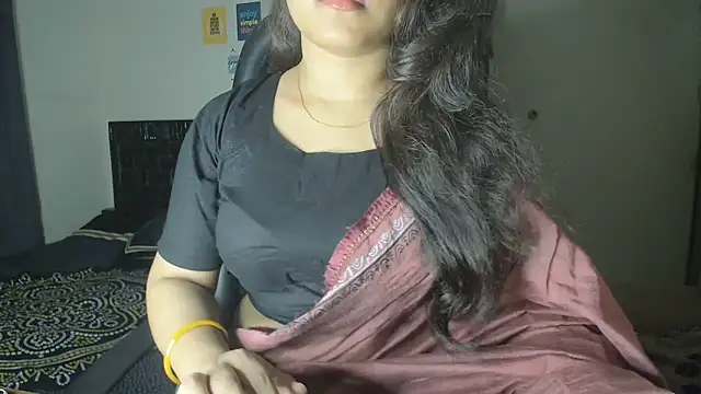 Snapshot of Most-Beautiful-Queen chatting on 05-24-26, 04:18 Most-Beautiful-Queen online show from 05-24-26, 04:18