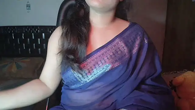 Snapshot of Most-Beautiful-Queen chatting on 10-18-25, 07:38 Most-Beautiful-Queen online show from 10-18-25, 07:38