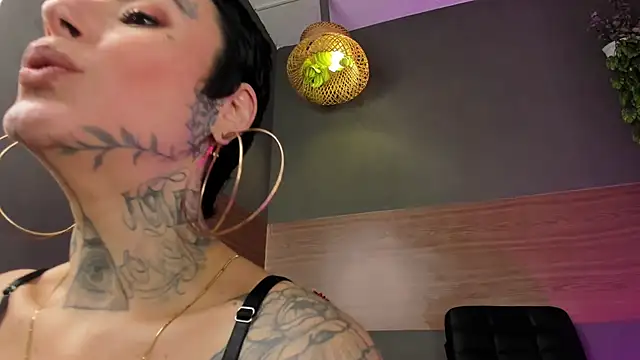 GinebraaFox  online show from 03-09-26, 03:15